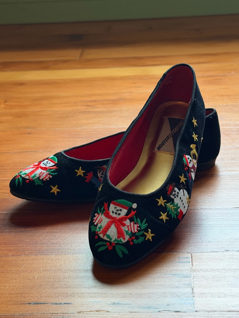 Vintage Mootsies Tootsies Black Velvet Embroidered Snowman Holiday Flats Sz 8